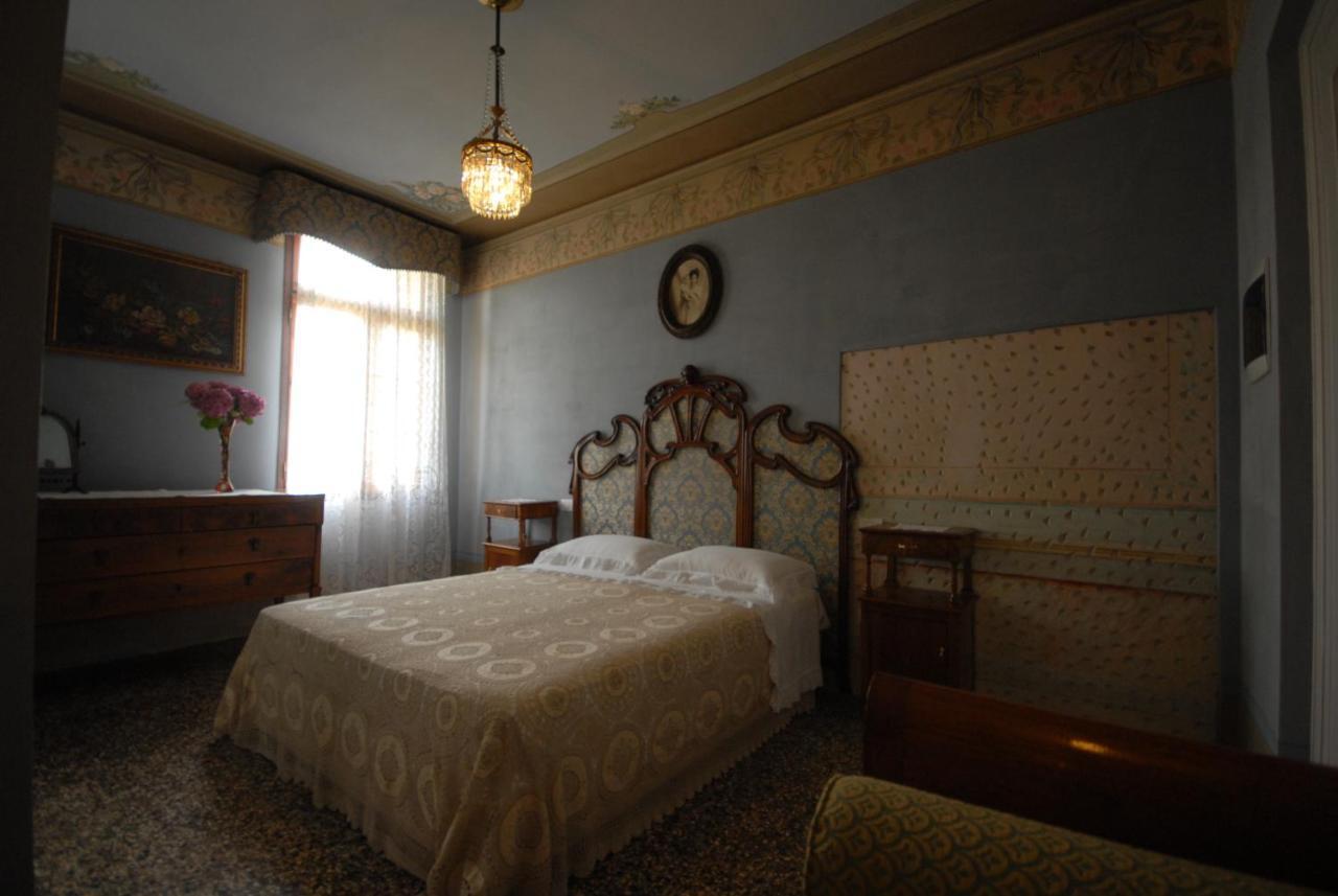 Agriturismo Villa Panigai Farra di Soligo Rum bild